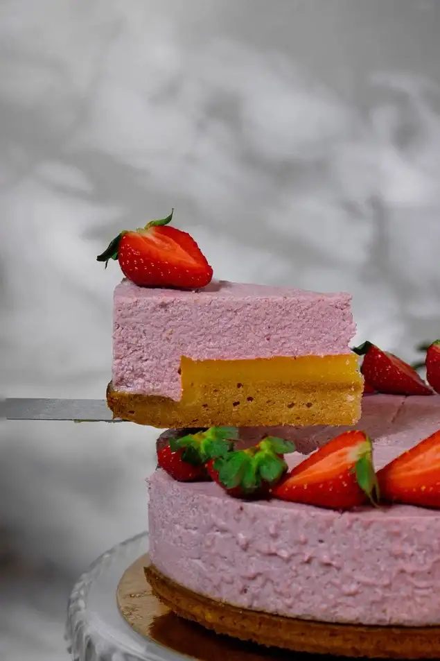 Торт «Манго-клубника» фото 2